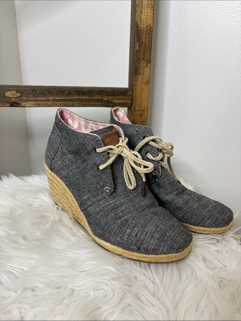 Toms Light Blue Gray Lace-Up Wedge Espadrille Size 7.5